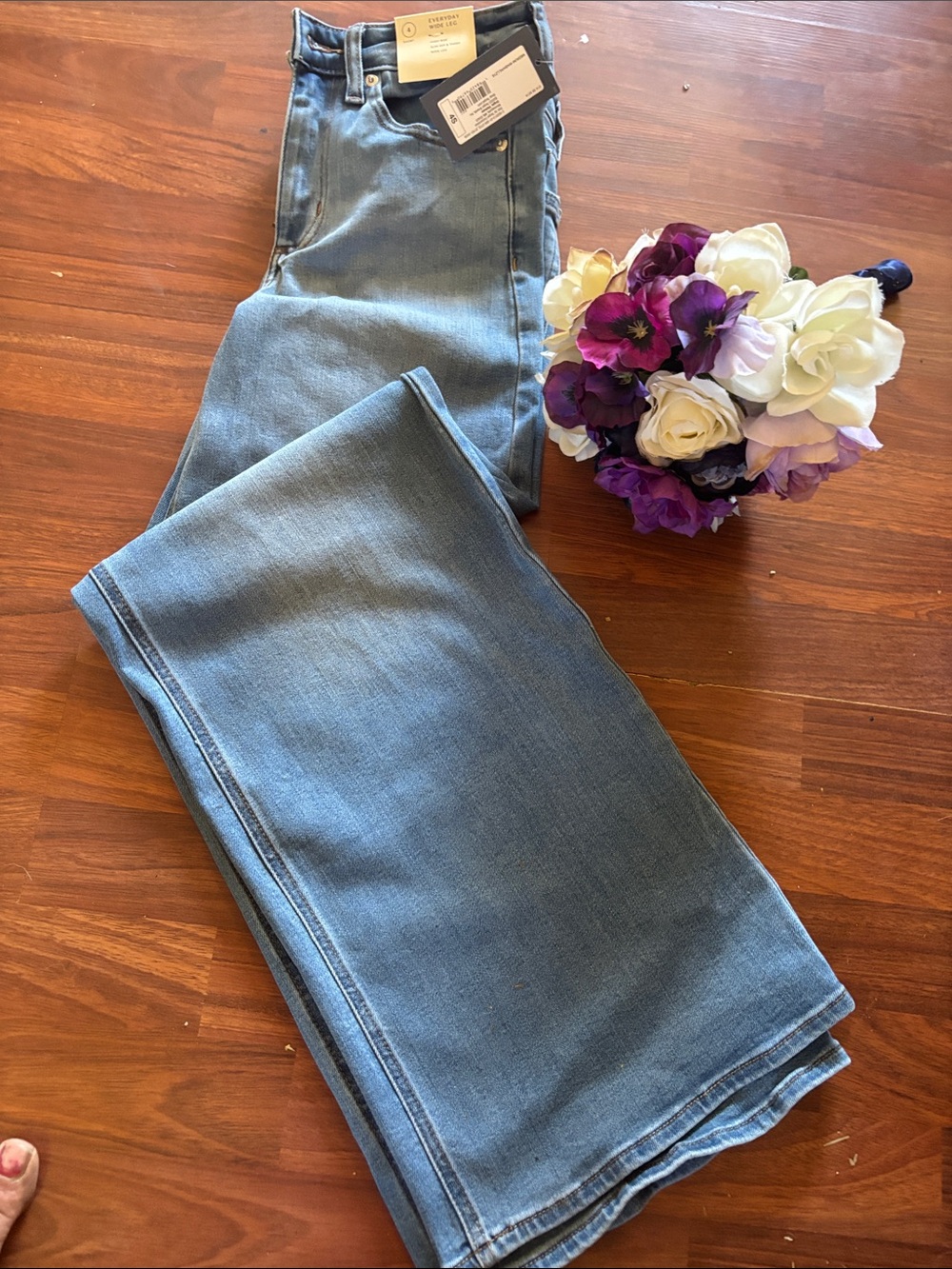 Universal Thread Light Blue Flare Jeans